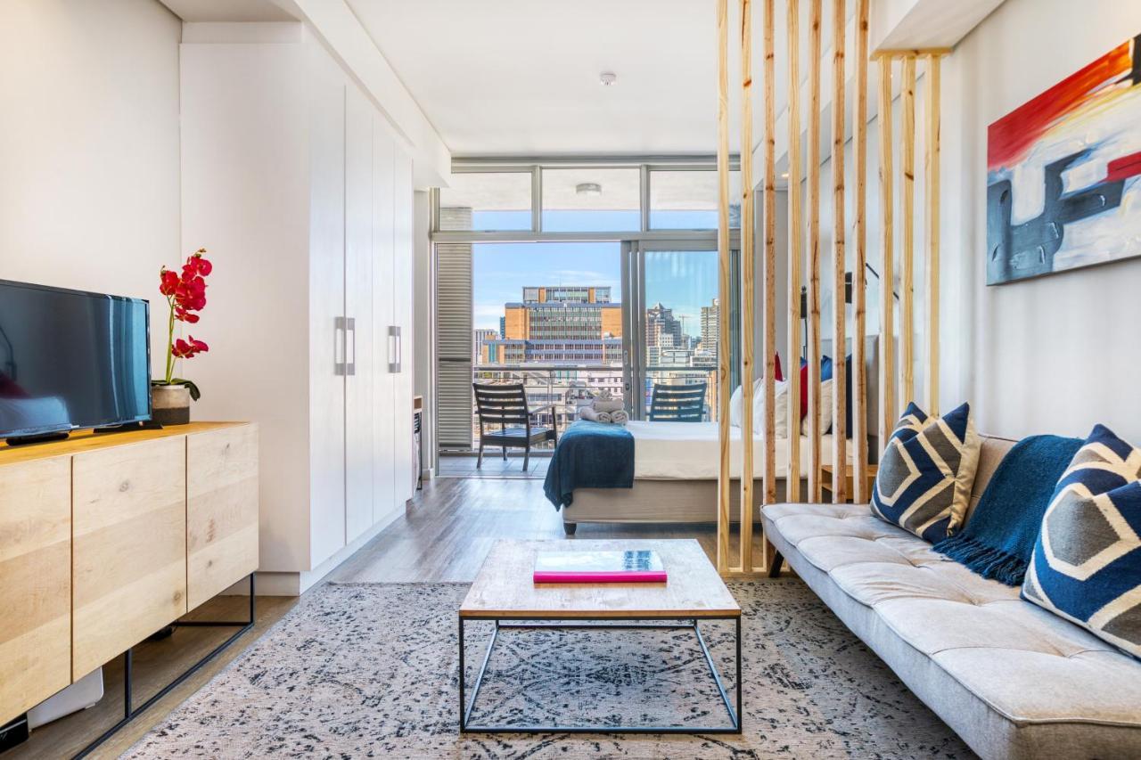 Backup-Powered Urban Sanctuary Near Table Mountain Apartment Cape Town Exterior foto